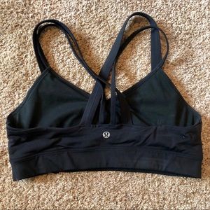 Lululemon sports bra